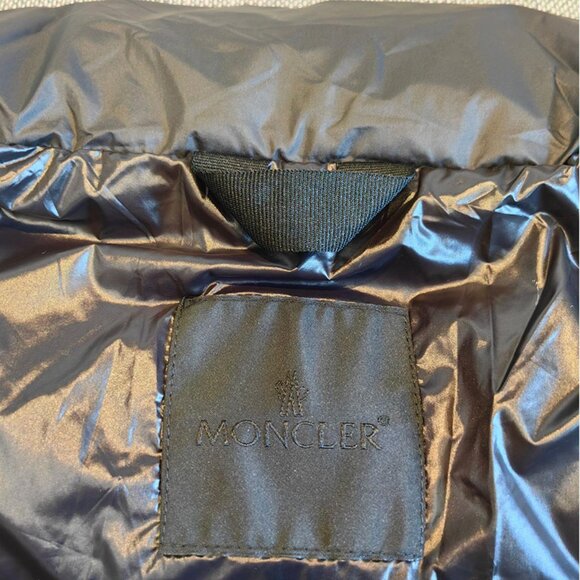 MONCLER Black Warrior Short Down Jacket - Picture 5 of 9
